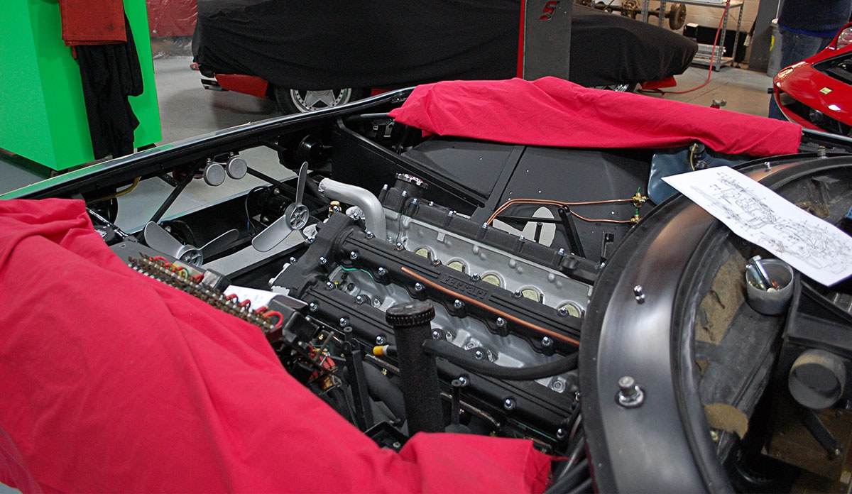 201312181158402258420ferrari daytona barkaways restoration engine
