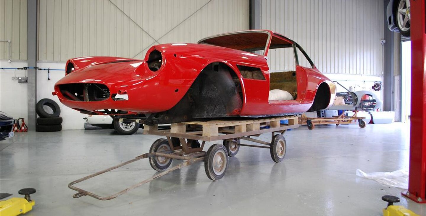 20121126122418228979 Barkaways Ferrari 330 GTC restoration